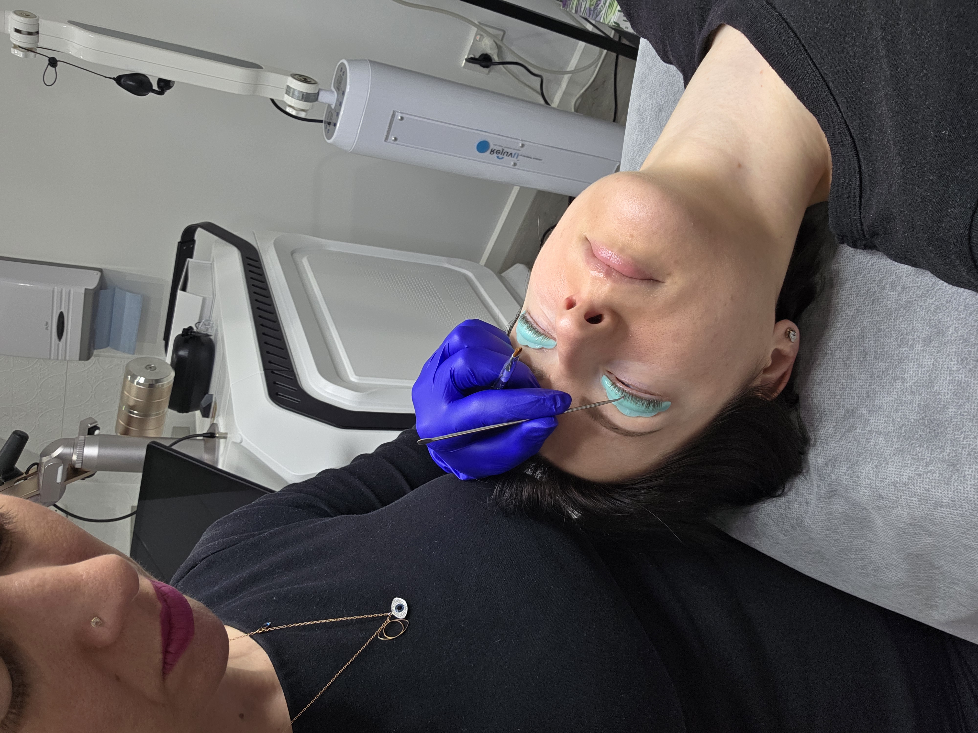 Professional eyelash treatment in the Beautique Artistry treatment room